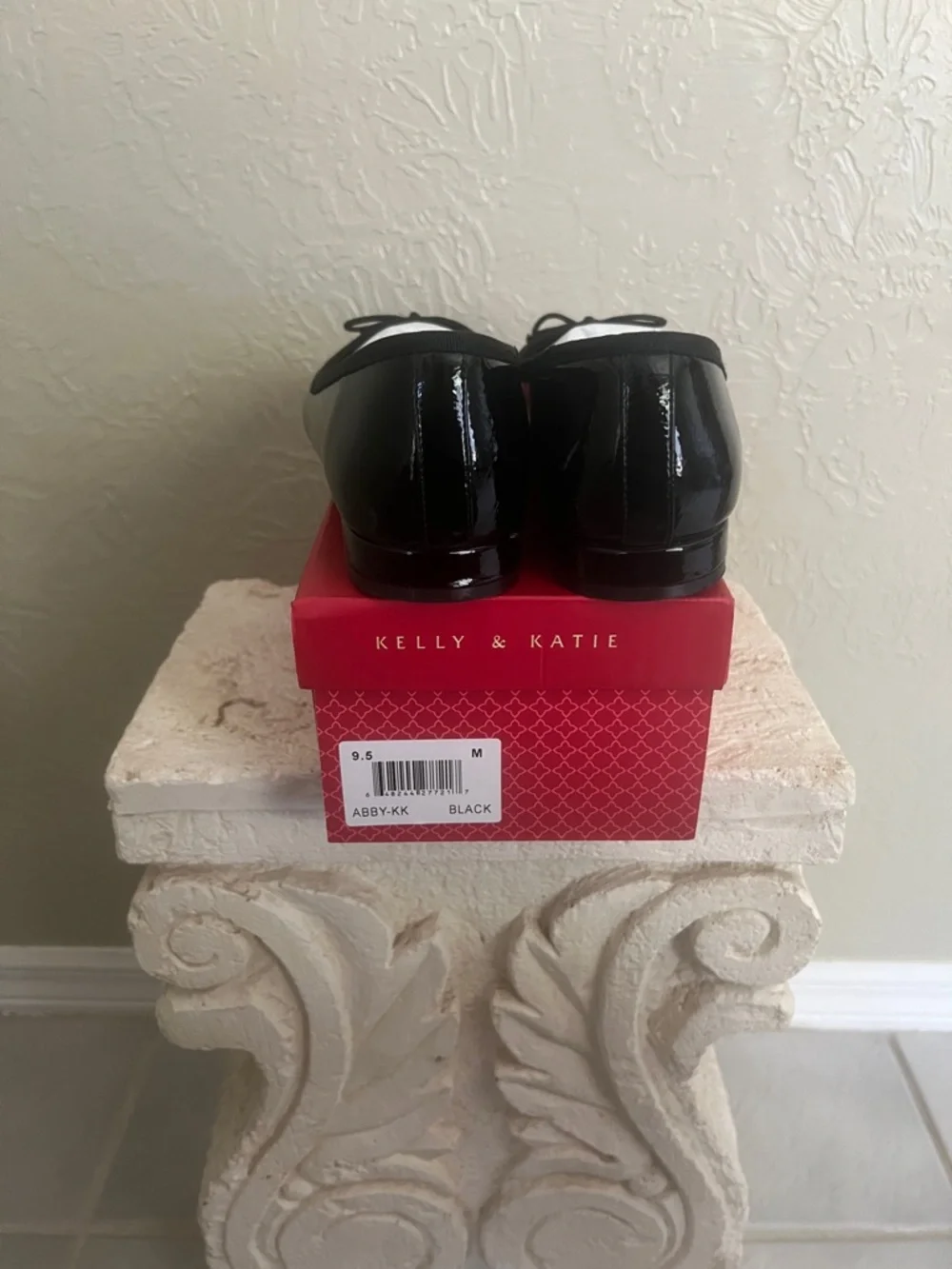 Kelly & Katie Black Patent Pointed Toe Ballet Flats with Bow - Picture 3 of 4